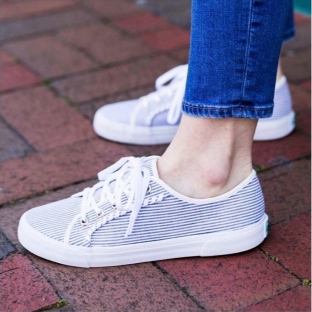 Jack Rogers Blue and White Canvas tennis shoes, sneakers